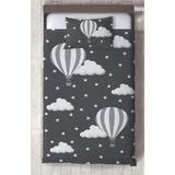 Mekta Home Bebek ve Çocuk Odası Bulutlu Yıldız ve Uçan Balon Desenli Yatak Örtüsü - Renkli - 140 x 220 cm