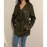 Meros Atelier Zr Model Leopar Desenli Süet Cepli ve Kemerli Trençkot - Haki Yeşili