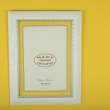 Mert Çerçeve Kaliteli Hafif ve Dayanıklı Plastik Fotoğraf Duvar veya Masa İçin Uygun Kolay Montajlı, Şık Fotoğraf KOD:117 (Beyaz, 25x35 (Diploma))