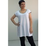 Mertcan Butik Beyaz siyah beyaz biye detaylı bedenden bütün gelen düşük kol penye viskon tişört