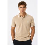 Mesh Erkek Bej Polo Yaka Tişört – Beyaz Çizgili, %100 Pamuk Pike Kumaş, Regular Fit, Kısa Kollu