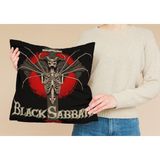 Metal Müzik Grubu Black Sabbath God Is Dead Desenli Kare Yastık Kılıfı - 43 x 43