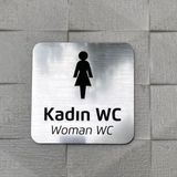 Metallice Silver Seri Kadın WC Yönlendirme Tabelası