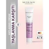 Metin Akay Cosmetics Metin Akay Kozmetik Anti-Aging Yüz Kremi Hyaluronik Asit ve Vitamin Kompleksi Tüm Cilt Tipleri İçin