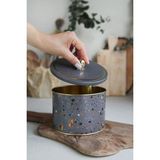 Mey İthalat Evle-Metal Çok Amaçlı Dokulu Saklama Kabı, Dekoratif Saklama Kutusu 14 Cm, Terrazo (Terrazzo Brown)