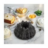 Mey İthalat Thermo Döküm Gövdeli Everest Kek Kalıbı 24 Cm; Dilimli ve Döküm, Siyah Granit Benekli Pişirme Kabı, Kolay Çıkarma, Dayanıklı Alüminyum Alaşım - 10 x 10 cm