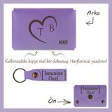 Miaju Açık Mavi, Bir Kalp, Bir Sevda! Sevgilinize Özel Tasarım Isme ve Harfe Özel Cüzdan & Anahtarlık Seti - Mor Menekşe