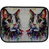 Miapet 60 x 45 cm Gökkuşağı Elekli Desenli Kedi Tuvalet Önü Paspası