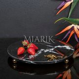 Miarik Design Dekoratıf Siyah Mermer Yuvarlak Sunum Tabağı Tepsisi Deni Kurbaga Aksesuarlı ve Top Ayaklı