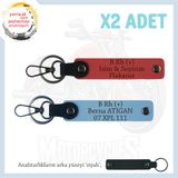 MiaWiki İsim Plaka ve B+ Kan Grubu Kişiye Özel Anahtarlık Set, Standart, MH-KAN-MT-7943x2, Nar Çiçeği-Gök Mavi-siyah, üniseks-yetişkin