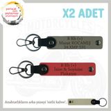 MiaWiki İsim Plaka ve Kan Grubu Yazılı Anahtarlık, Standart, MH-KAN-MT-7959x2, Nar Çiçeği-Kül Gri-sütlü kahve, üniseks-yetişkin