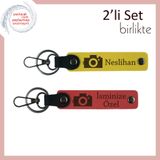 MiaWiki İsme Özel Fotoğraf Makinesi Temalı Anahtarlık, Standart, MH-KAN-39875x2, sarı-nar çiçeği, üniseks-yetişkin
