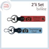 MiaWiki Kamera Desenli Kişiye Özel 2'li Anahtarlık Seti, Standart, MH-KAN-39815x2, nar çiçeği-gök mavi, üniseks-yetişkin