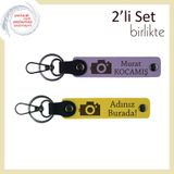 MiaWiki Kamera Desenli Kişiye Özel 2'li Anahtarlık, Standart, MH-KAN-39806x2, mor menekşe-sarı, üniseks-yetişkin