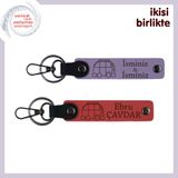 MiaWiki Karavan Figürlü Deri Anahtarlık Mor Menekşe, Standart, MH-KAN-35187x2, mor menekşe-nar çiçeği, üniseks-yetişkin