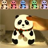Mikasso 5 Farklı Renk Modlu Panda Figürlü Pofuduk LED Gece Lambası–yumuşak Dokulu Çocuk Odası ve Dekoratif Ş - Çok Renkli
