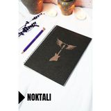Mikasso A5 Gitar Temalı Siyah Kraft Kapaklı Defter - Noktalı Defter - 60 Yaprak (120 Sayfa) 15X21 cm Karton - Çok Renkli