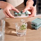 Mikasso Bas Çıkar Kapaklı Pratik Mini Silikon Çok Amaçlı Buz Kalıbı 8 Bölmeli Buzluk Push Up Ice Cube Silik