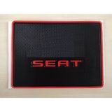Mikasso Seat Logolu Kaydırmaz Torpido Pedi - Göğüs Üstü Kaydırmaz Ped (Seat Logosu, Seat Arması) - Çok Renkli