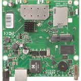Mikrotik - RB912UAG-2HPND - Routerboard 912UAG, 600MHZ Atheros Cpu, 64MB Ram, 1xgigabit Lan, Usb, Minipcıe, Dahili 2.4ghz 802.11B/G/N 2x2 Iki Kanallı...