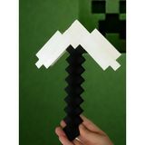Minecraft Elmas Kazma Figür Oyuncak 24 cm - Beyaz - Siyah