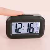 Mini Dijital Masa Saati Ve Çalar Saat – Lcd Ekranlı, Tarih Ve Sıcaklık Göstergeli Alarm Saati 9 × 4,5 Cm - Siyah