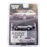 MINI GT 1:64 BMW 750iL Aspen Silver Metallic Blister Paket Diecast Model Araba MGT00792-BL