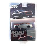 Mini GT 1/64 Ölçek Bentley Flying Spur Diecast Model Araba, Turuncu Alev ve Krom Gümüş, Chase Koleksiyon Modeli