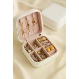 Mini Takı Kutusu Seyahat Tipi Mücevher Çantası Kolye Yüzük Küpe Organizer Takı Düzenleyici Beyaz