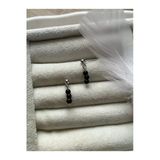 Minimal Siyah Oniks Taşı Gümüş Kaplama Top Küpe