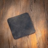 minimal X design Gerçek Deri Bardak Altlığı 6'lı Set, Isıya Dayanıklı Hakiki Deri, Şık ve Minimalist Tasarım Dekoratif Bardak Altlığı (Antrasit - Gri)