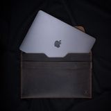Minimal X Design Minimal x Apple Macbook Kılıfı - 13 Inç ve 16 Inç Uyumlu - Gerçek Deri ve El Yapımı - Hakiki Deri ve Yüksek Kalite - Kestane