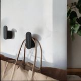 Minimalist 4'lü Duvar Askısı - Plastik, Vida Montajlı, Şık Ve Kul Siyah
