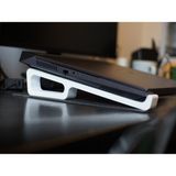 Minimalist Laptop Standı Ergonomik Açılı Tasarım - Beyaz