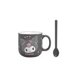 MINISO Sanrio Lisanslı Kabartmalı Seramik Kaşıklı Kupa (450mL)(Kuromi)