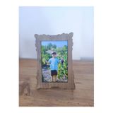 Miracix Ahşap Fotoğraf Çerçevesi (Fotoğraf Dahil) 10x15 cm – Şık ve Dekoratif Masa Üstü Çerçeve