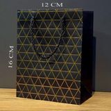 MiraLive Siyah Geometrik Desenli Mini Boy Karton Hediye Çantası - Renkli - standart