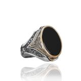 Mirari Jewelry Siyah Oniks Taşlı Erkek Yüzük Gold Detaylı Oval Klasik Tasarım | Premium 0,40 Mikron Gümüş Kaplama