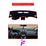 Mircem Chevrolet Cruze (2012+) Uyumlu Torpido Örtüsü | Çatlama Ve Isıya Karşı Tam Koruma | Araca Özel | D57 Kırmızı