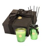 MİSSİ Yılbaşı 130 ml Yeşil Golden Glow Apple& Cinnamon Oda Kokusu Ve Vegan Mum Hediye Seti (Dekoratif Hediye Sıvama Kutulu)