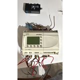 Mitsubishi Mıtsubıshı AL2-24MR-D Alpha 2 Akıllı Röle Plc 24V Dc 24 I/o LCD Ekranlı - Beyaz