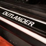 Mitsubishi Outlander 4 Carbon Fiber Kapı Eşiği Yazısı Sticker