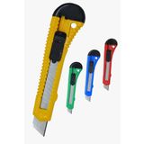 Mobee Plastik Solid Siyah Plastik Saplı Metal Maket Bıçağı 1410