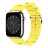 Mobify Mobil Aksesuarda Devrim Apple Watch 7 45Mm Silikon Yapılı Tokalı Şık Sağlam Metal Kordon Krd92