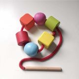 Moccotoys Montessori Ahşap Boncuk Dizme & Ip Geçirme Oyunu Renkli