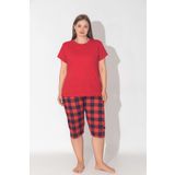 ModaLeaf Kırmızı Renkli Ekose Baskılı Kısa Kollu Rahat Kesim Büyük Beden Kapri Pijama Takımı