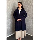Modaplaza Kadın Büyük Beden Yakası Taşlı Cepli 3 Düğmeli Uzun Hırka 904-3 - Lacivert - 6XL
