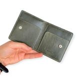 Modica Sazara – Hakiki Deri Süper İnce Minimalist Cüzdan, Modern Tasarım, Gündelik Kullanım, Slim Kartlık (Yeşil)