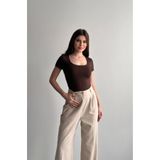 MODiSCHO Kadın Kahverengi Kare Yaka Slim Fit Pamuklu Ultra Soft Likralı Kumaş Basic Bluz
