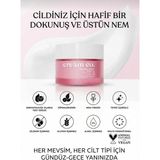 Moisture Bomb Moisturizer 50 Ml - 5 Çeşit Hyalüronik Asit, Niacinamide Ve Panthenol İçeren Su Bazlı Aydınlatıcı Nemlendirici Krem